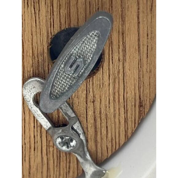 Vintage Cardinal Music Figurine – Wind-Up – 6" Tall – Charming Woodland Design - Picture 14 of 16